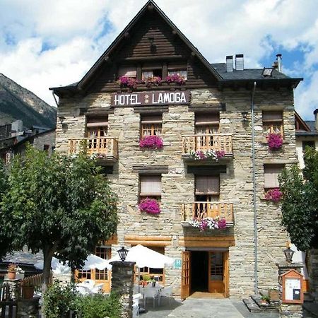 Hotel Lamoga Llavorsí Buitenkant foto