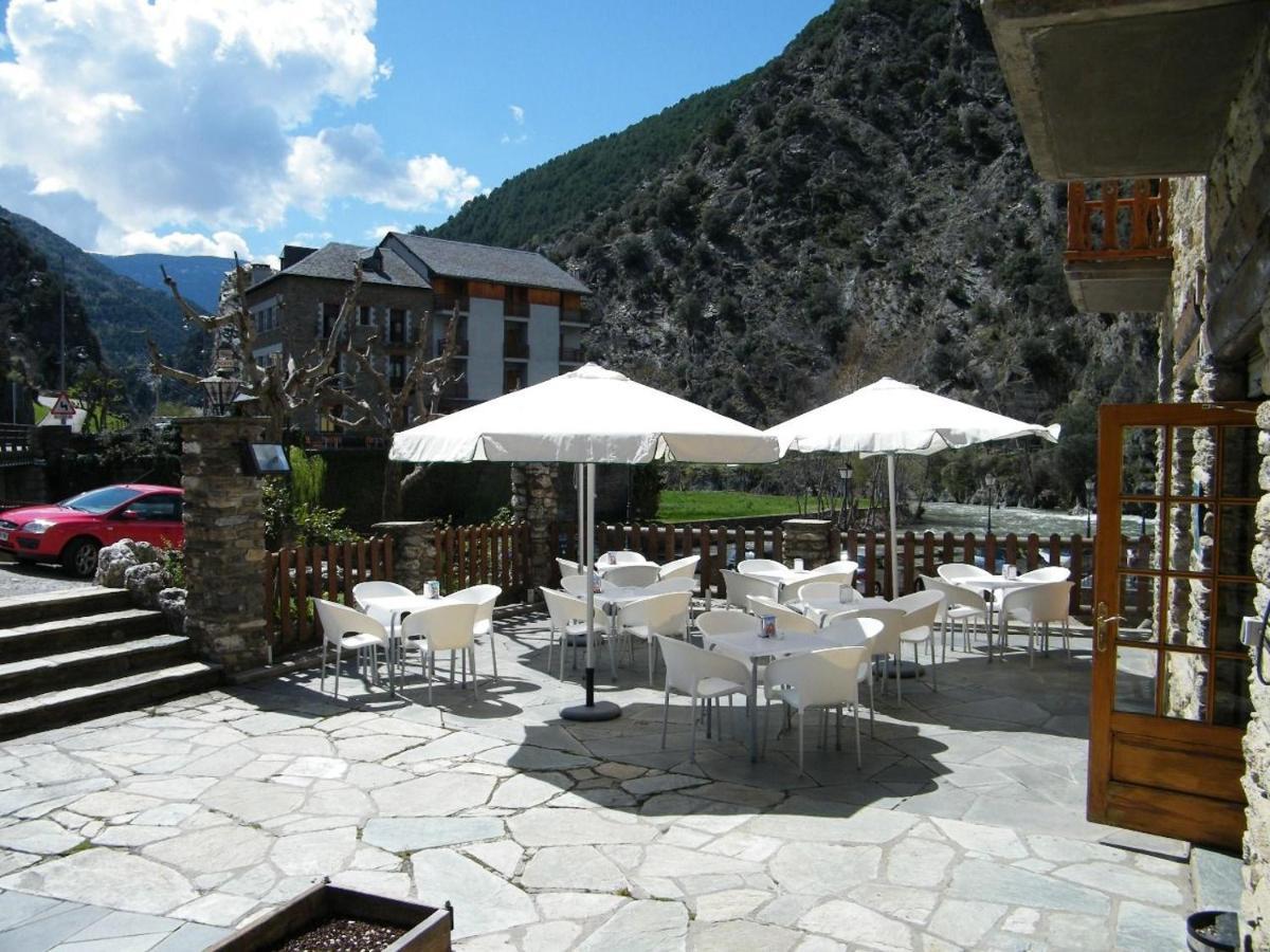 Hotel Lamoga Llavorsí Buitenkant foto