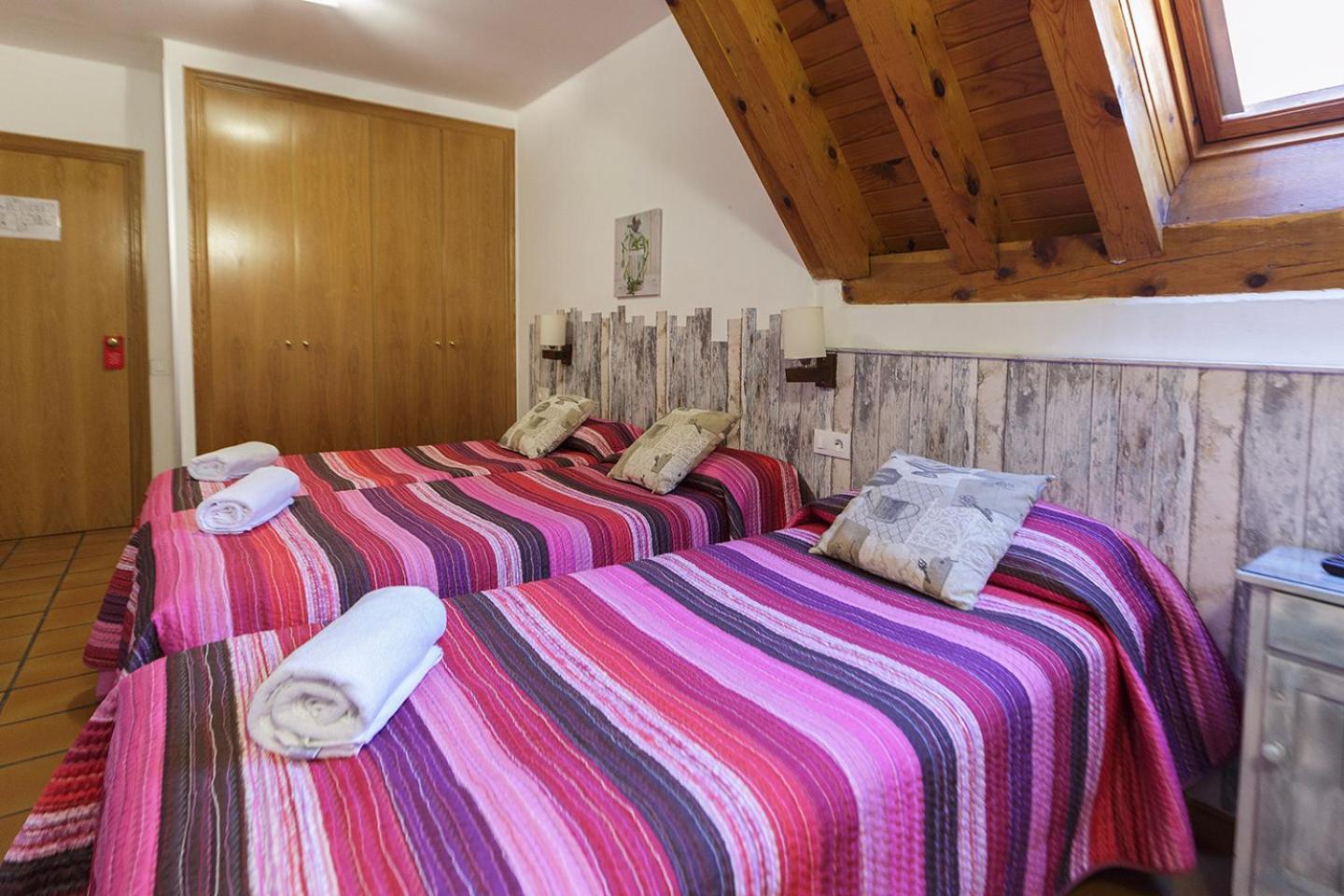 Hotel Lamoga Llavorsí Buitenkant foto