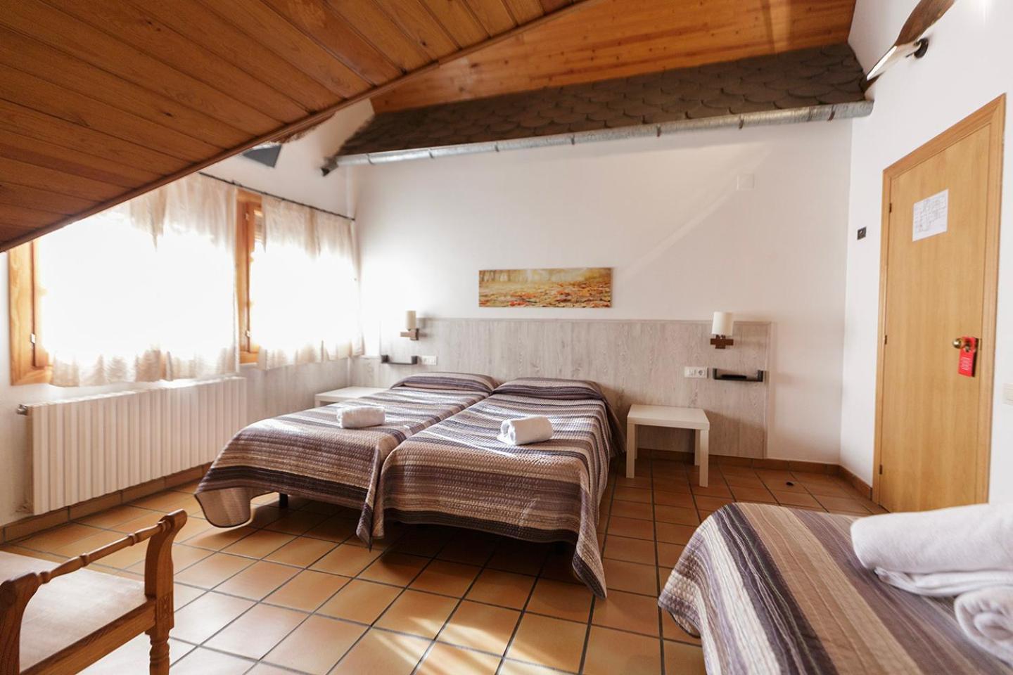 Hotel Lamoga Llavorsí Buitenkant foto