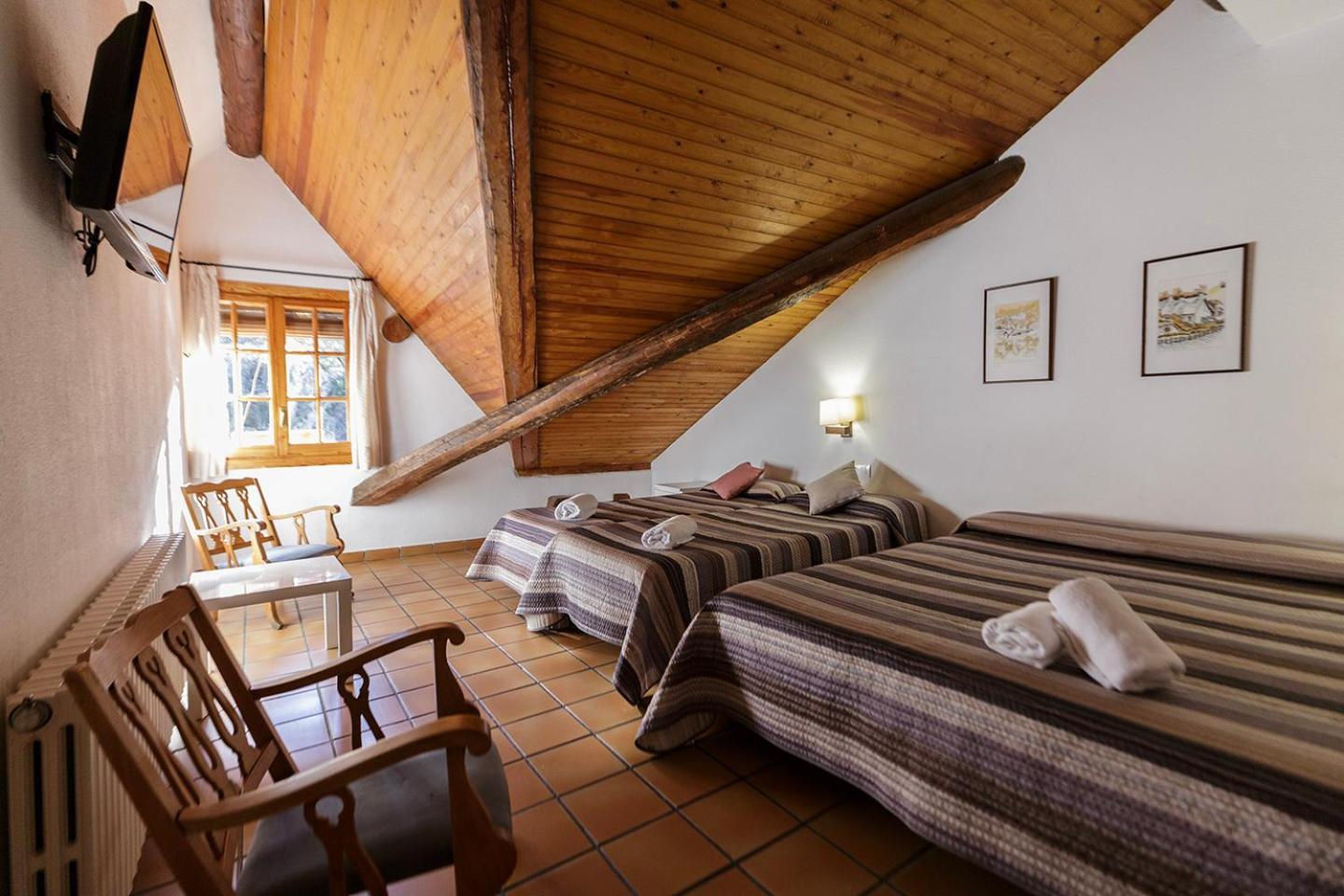 Hotel Lamoga Llavorsí Buitenkant foto